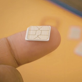 Converting a physical eSIM to an eSIM
